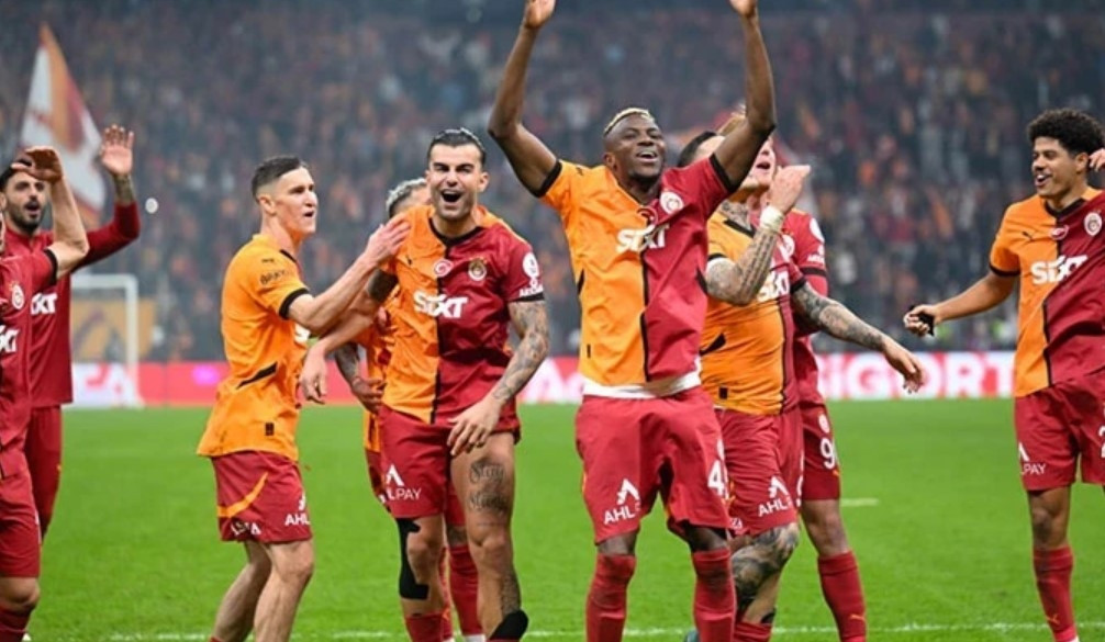 Galatasaray neden transfer yapmıyor? Tribünde protesto